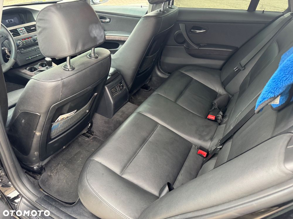 BMW Seria 3 320d - 5