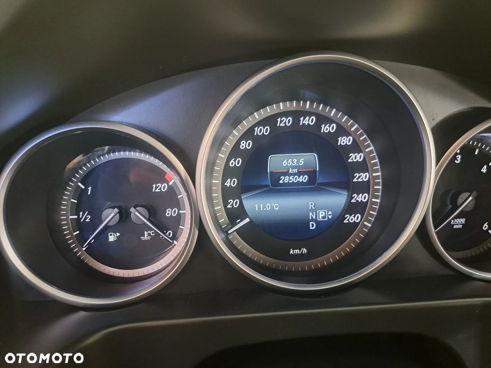 Mercedes-Benz Klasa E 200 BlueTEC 7G-TRONIC Elegance - 15