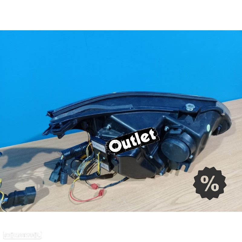 R026021C4 FARÓIS ANGEL EYES BMW E60 E61 07-10 LED PRETO TRANSPARENTE - 4