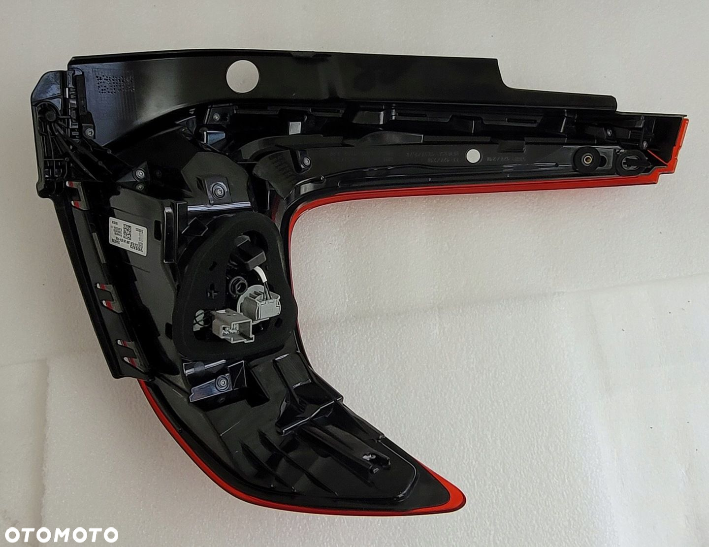 LAMPA LEWA TYŁ TYLNA LED VOLVO XC40 2017- 31446790 - 14