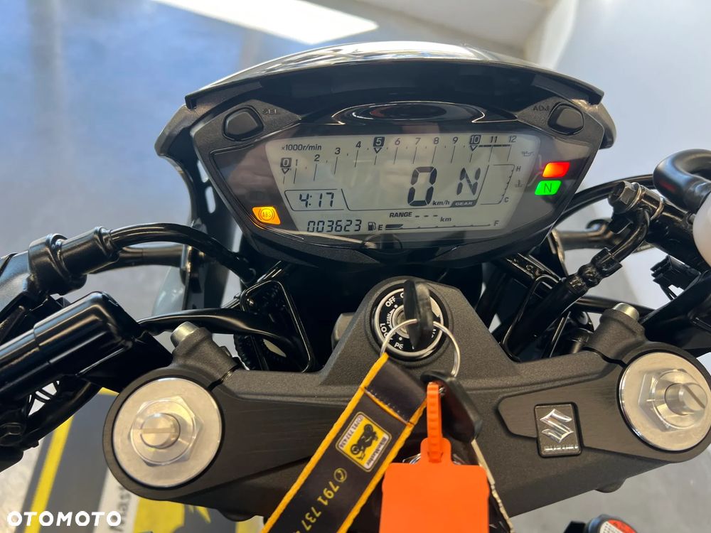 Suzuki SV - 19