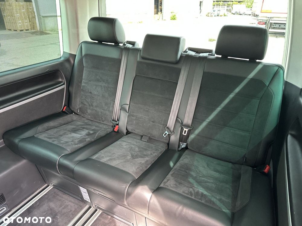 Volkswagen Multivan - 38