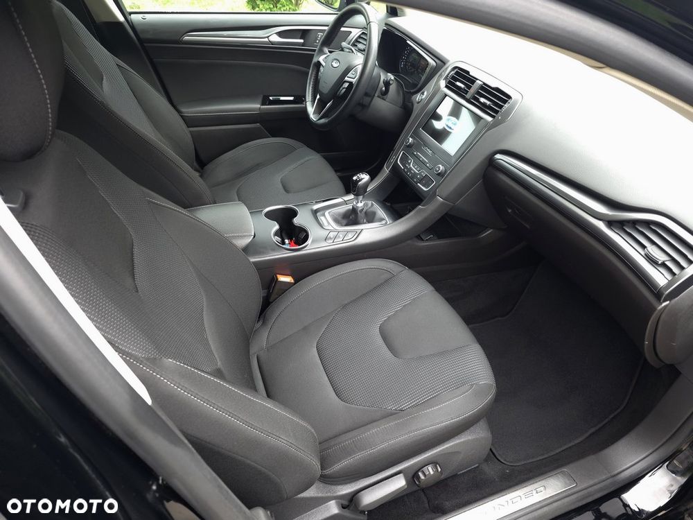 Ford Mondeo 2.0 TDCi Titanium - 12