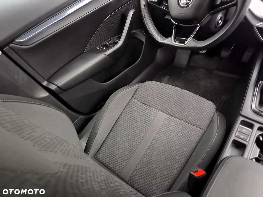 Skoda Octavia 1.5 TSI Scout First Edition - 7