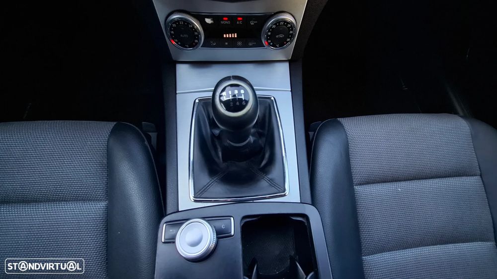 Mercedes-Benz C 220 Station CDI Avantgarde Edition - 37