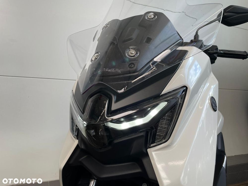 Yamaha NMAX - 7