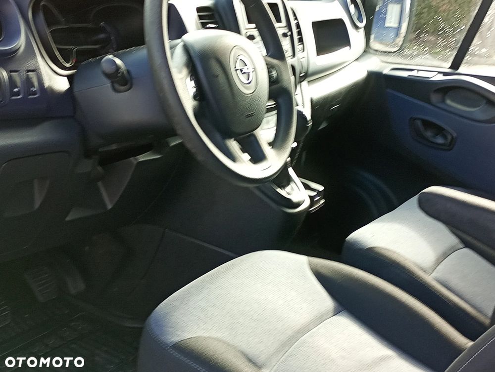 Opel VIVARO - 14