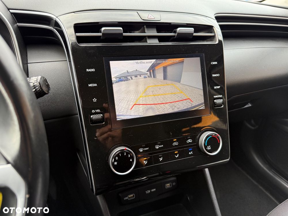 Hyundai Tucson 1.6 CRDi Smart - 24