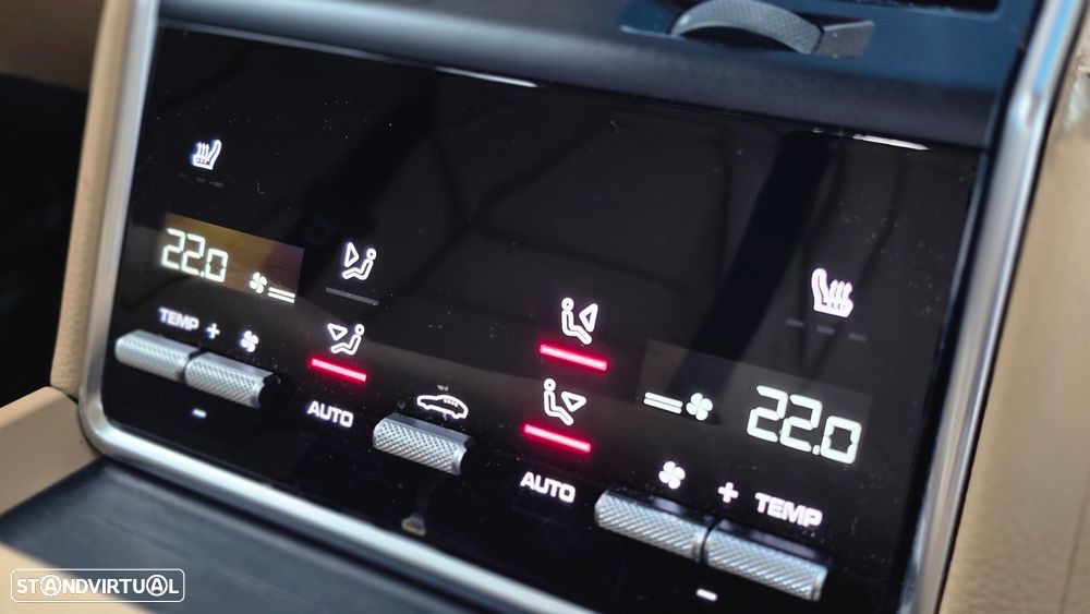 Porsche Panamera Sport Turismo 4 E-Hybrid Platinum Edition - 60