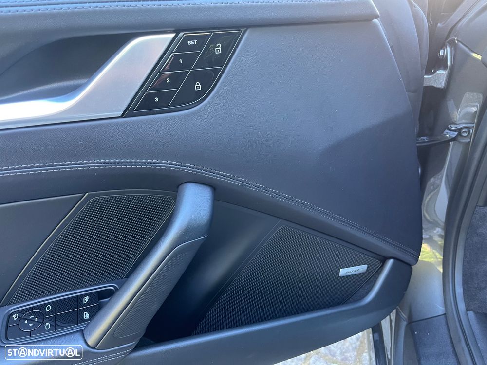 Porsche 911 (992) Carrera S PDK - 30