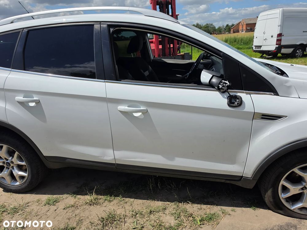 Ford Kuga 2.0 TDCi 2x4 Champions Edition - 4
