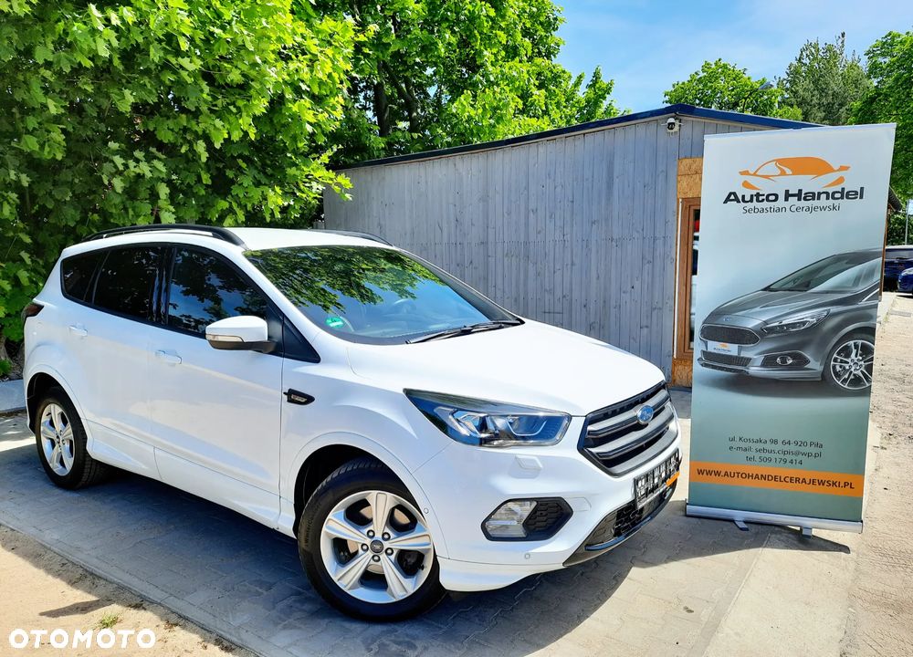 Ford Kuga 1.5 EcoBoost 2x4 ST-Line - 2
