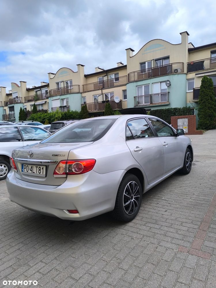 Toyota Corolla 1.33 VVT-i Luna - 3