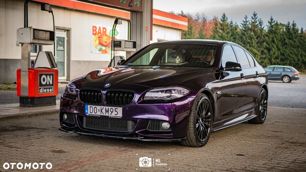 BMW Seria 5 550i - 4