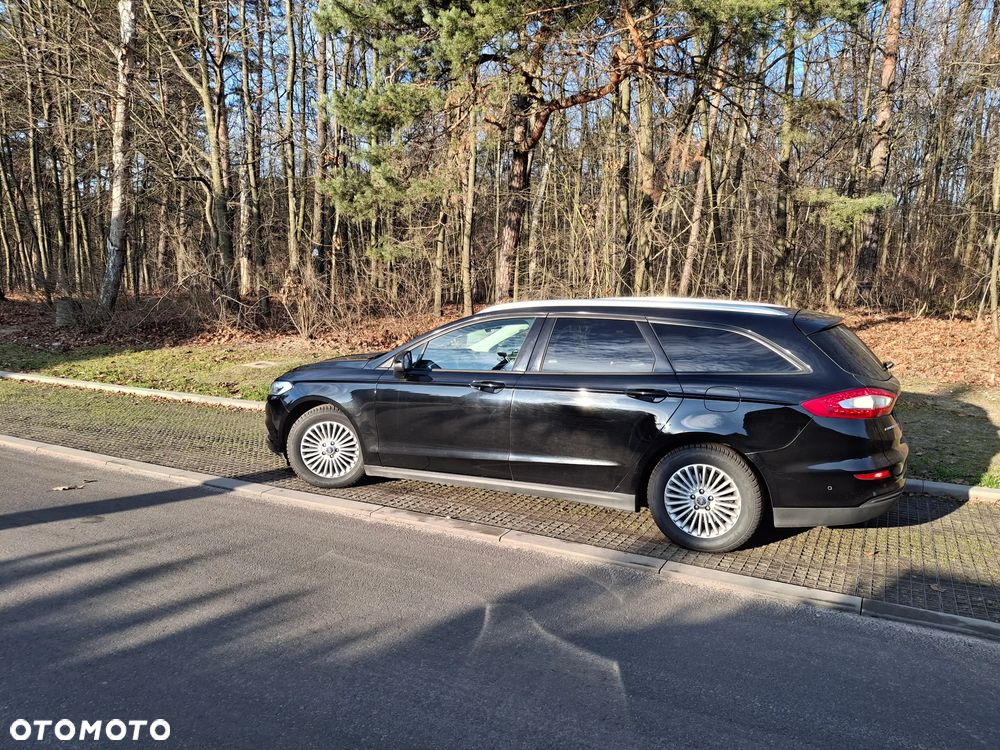 Ford Mondeo - 33