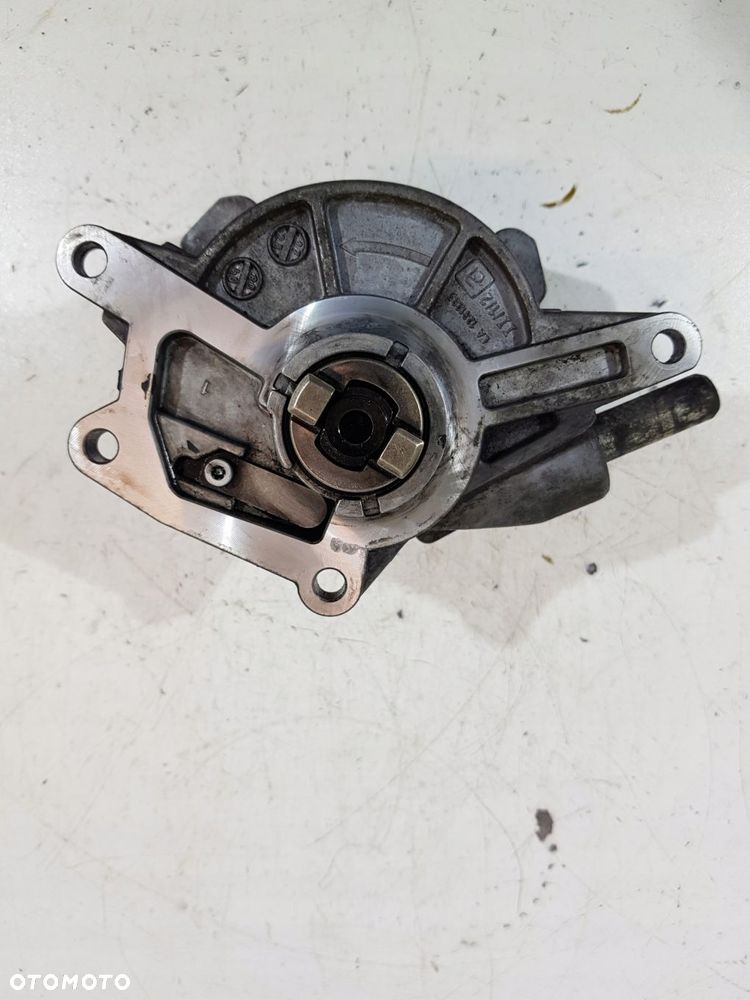 pompa vacum a642301027 mercedes w251 w221 3.0cdi - 2