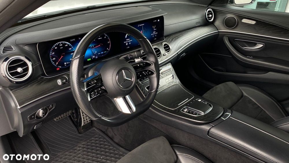 Mercedes-Benz Klasa E 220 d 4-Matic AMG - 11