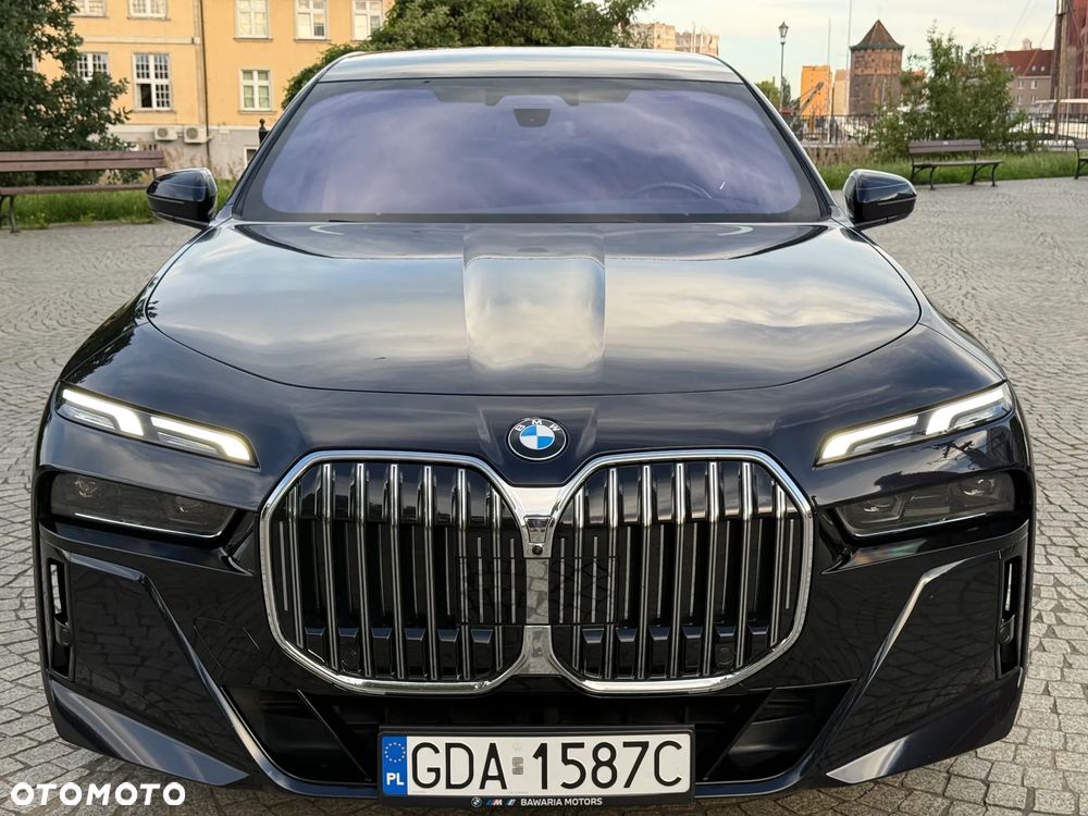 BMW Seria 7 740d xDrive mHEV sport - 18