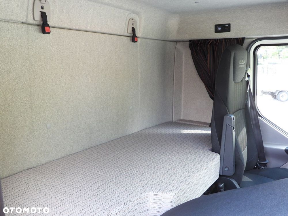 DAF LF 230 SKRZYNIA KONTENEROWIEC + PRZYCZEPA  WEBASTO TEMPOMAT LEDY PNEUMATYKA AUTOMAT  BLIŹNIACZE KOŁA KLIMATYZACJA  230KM - 41