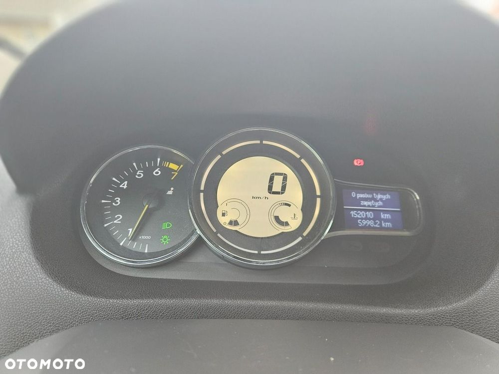 Renault Megane 1.6 16V 110 LIMITED - 32