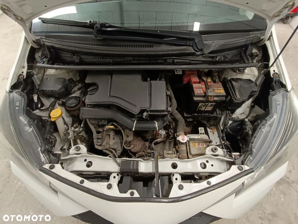 Toyota Yaris 1.0 Life EU6 - 28