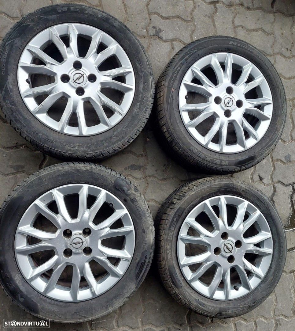 Jantes Opel R16 com pneus 195/55 furação 4x100 - 1