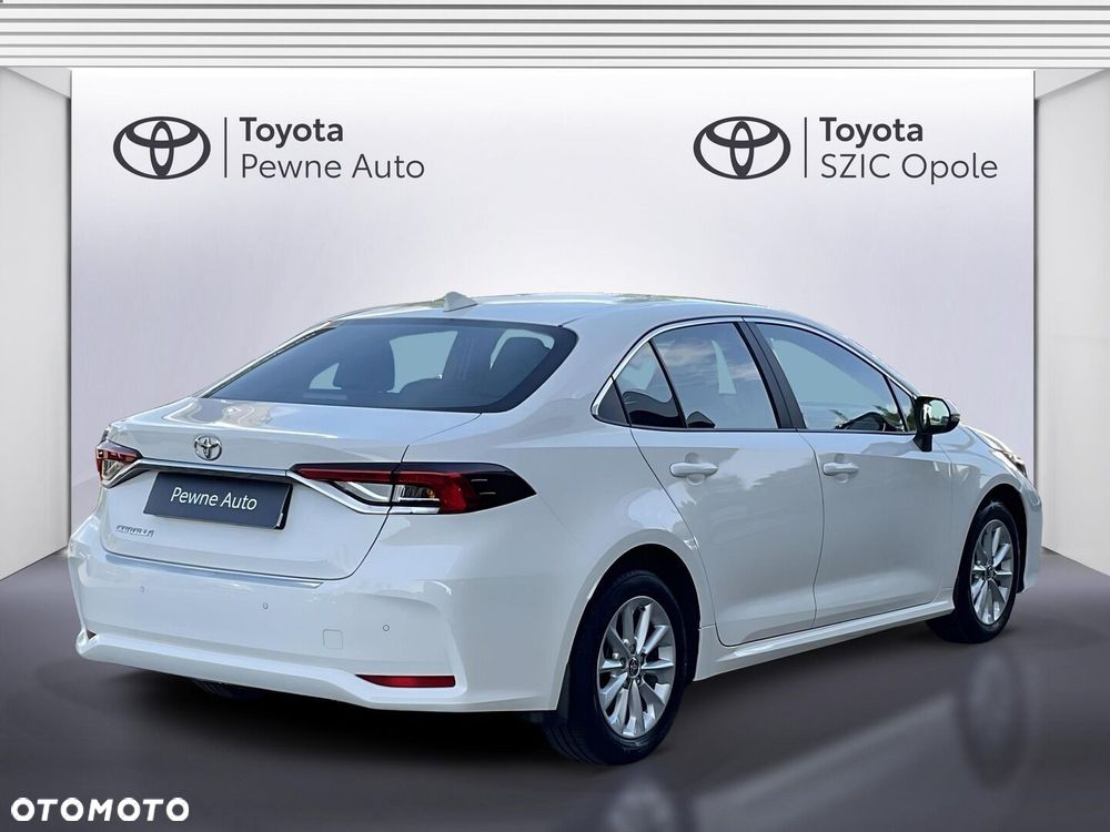 Toyota Corolla - 5
