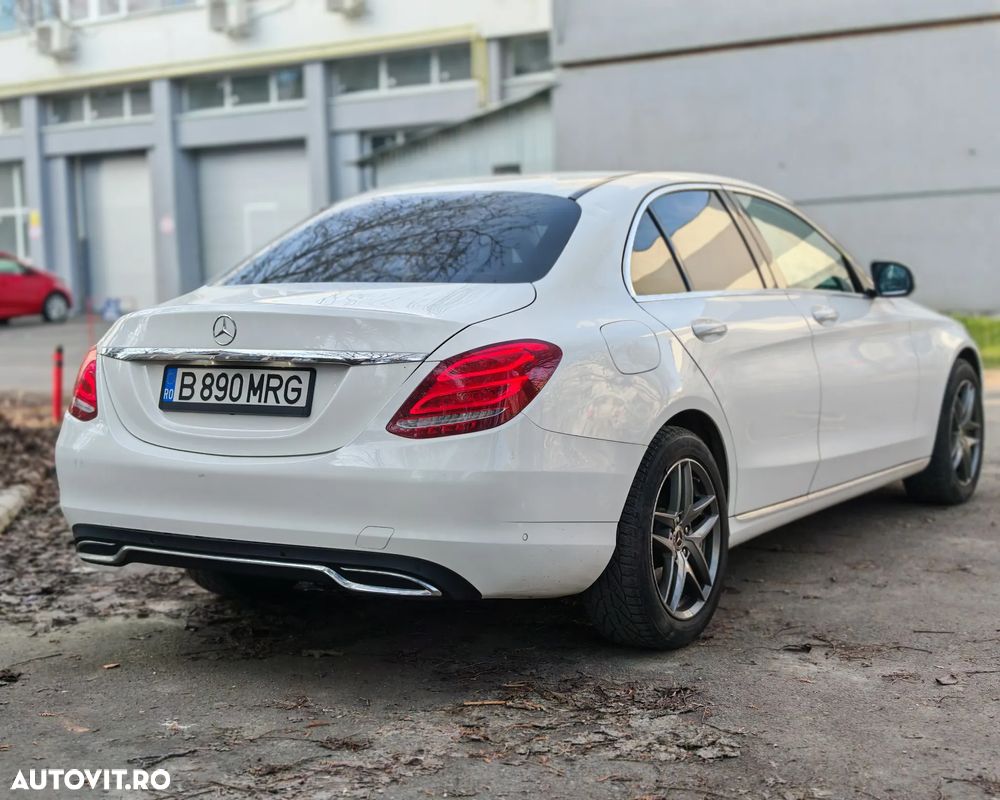 Mercedes-Benz C - 18