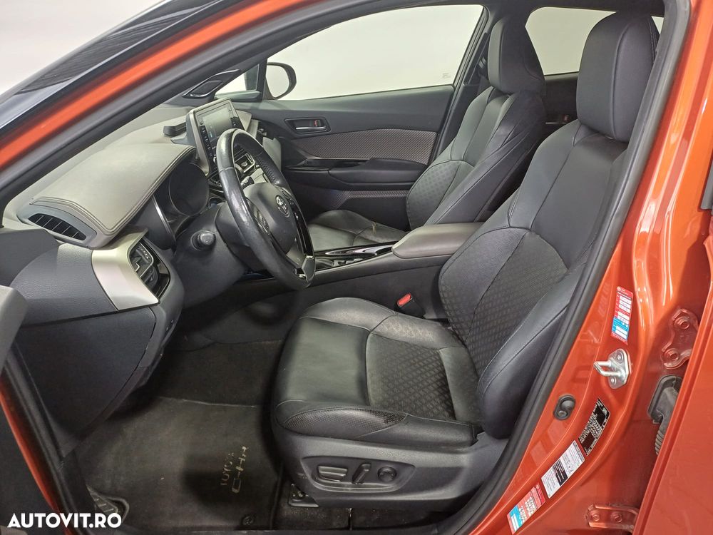 Toyota C-HR 2.0 HSD 184 CP 4x2 CVT Classy Bi-Tone - 5