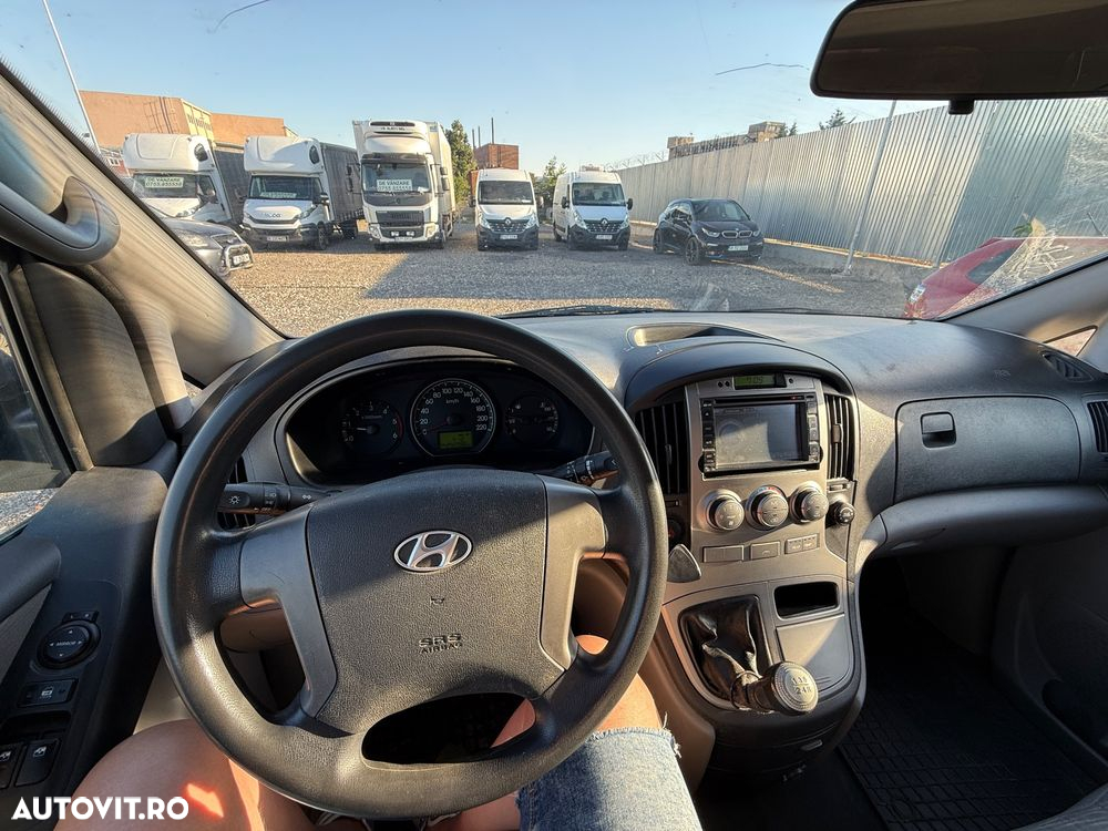 Hyundai H-1 Starex - 11