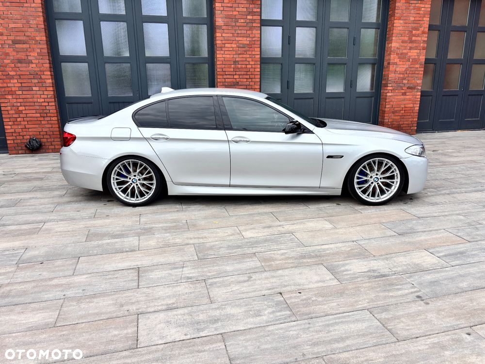 BMW Seria 5 520d Sport-Aut - 2