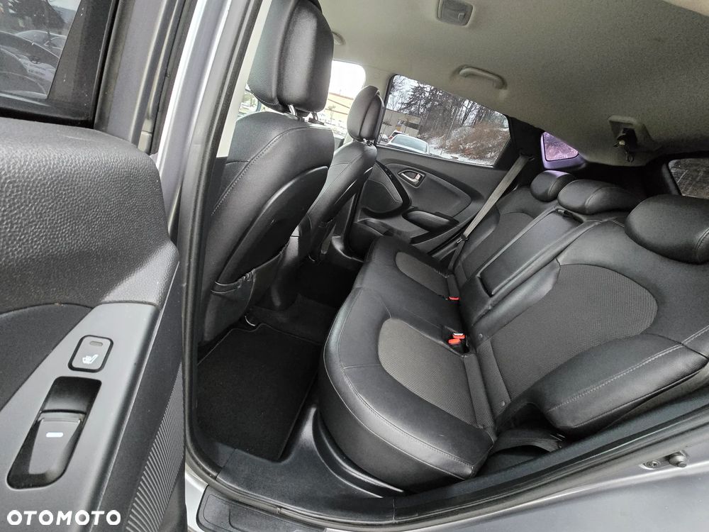 Hyundai ix35 2.0 CRDi 4WD Automatik Trend - 12