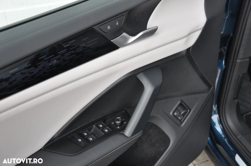 Volkswagen Tayron 1.5 TSI DSG PHEV Elegance - 13