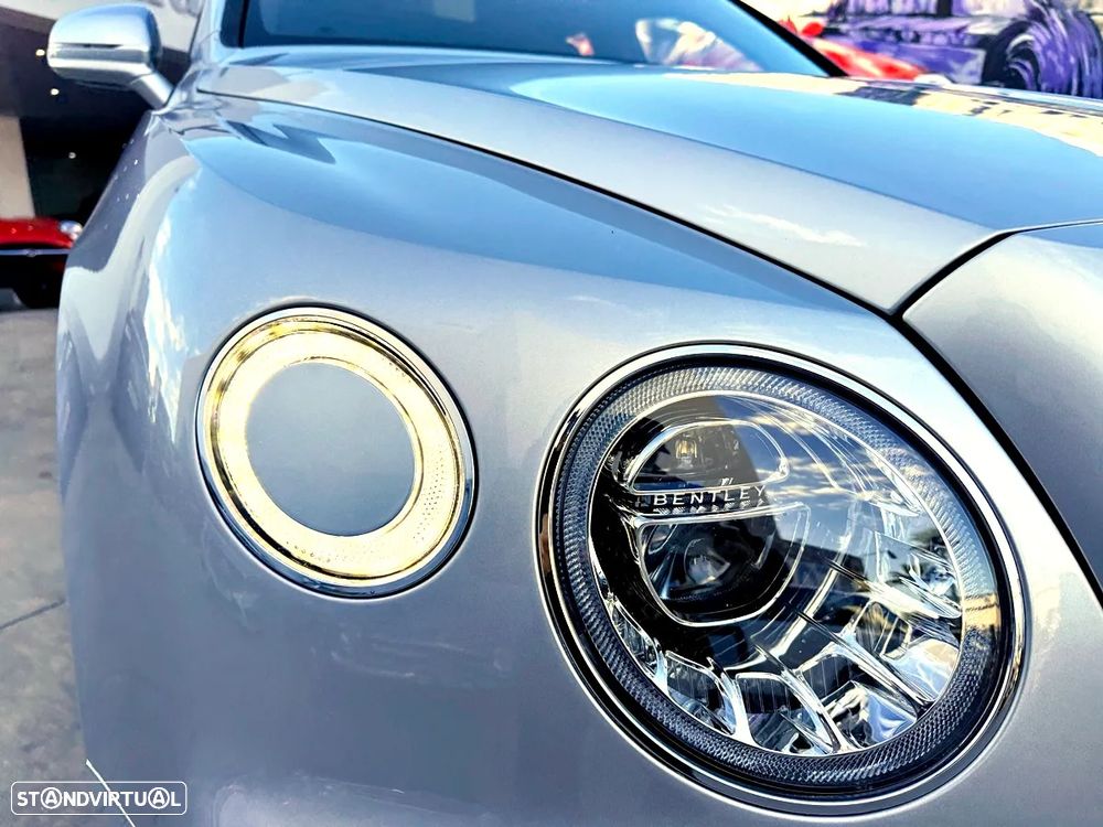 Bentley Bentayga V8 - 43
