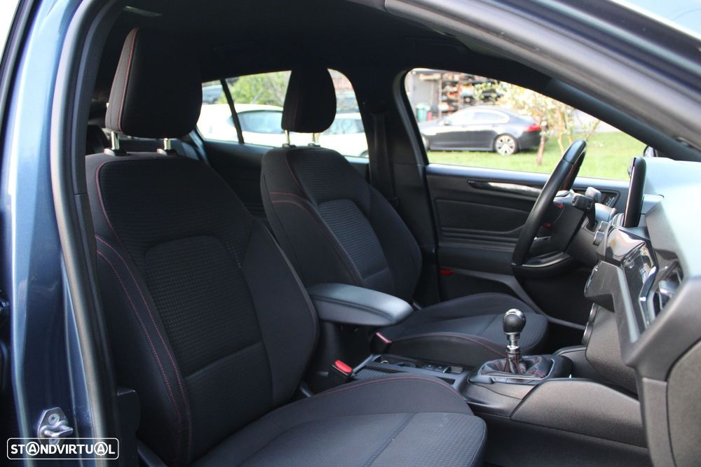 Ford Focus SW 1.5 TDCi EcoBlue ST-Line - 24