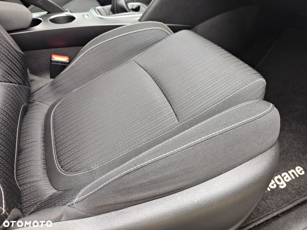 Renault Megane 1.6 SCe Life - 26