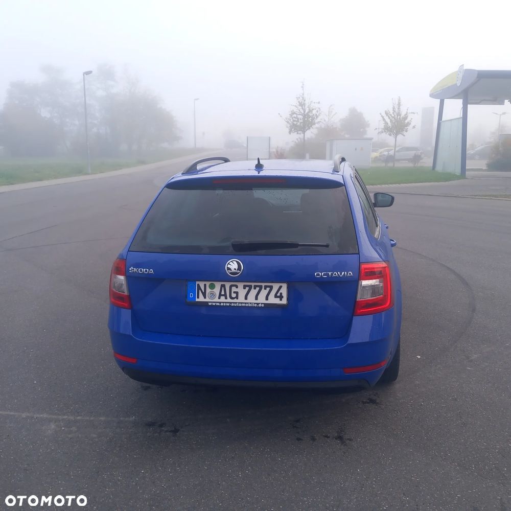 Skoda Octavia 1.6 TDI DSG Soleil - 5