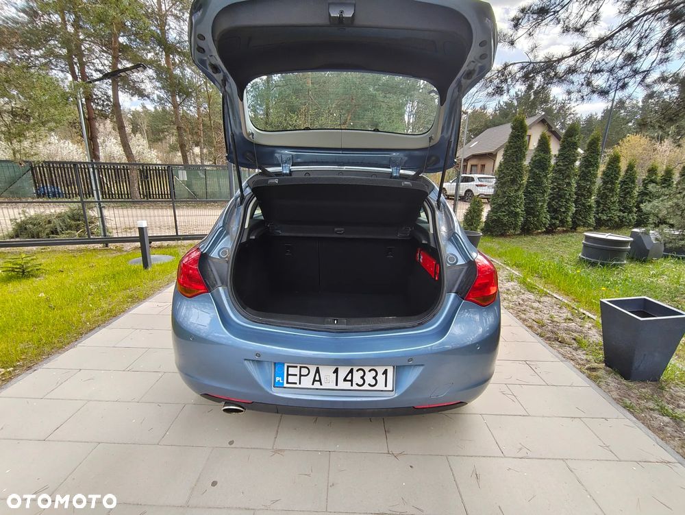 Opel Astra 1.4 Turbo Edition - 12