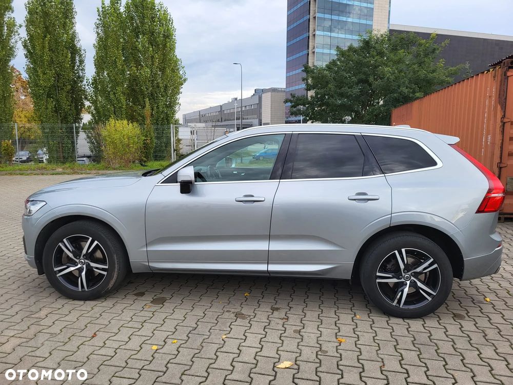 Volvo XC 60 D4 AWD R-Design - 5