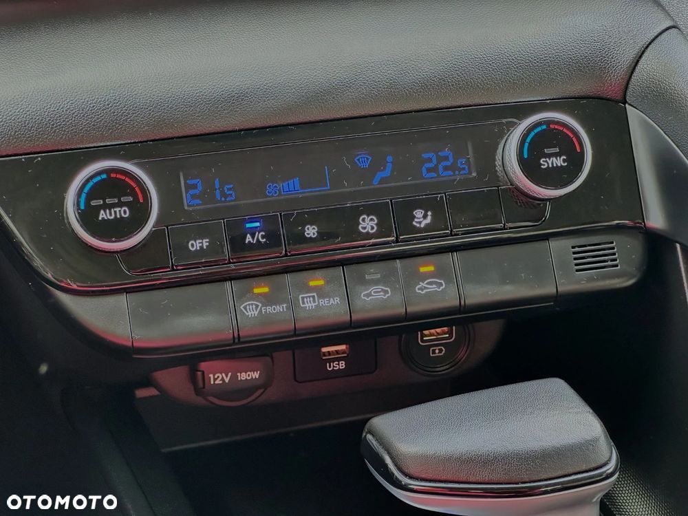Hyundai Elantra 1.6 Modern CVT - 27