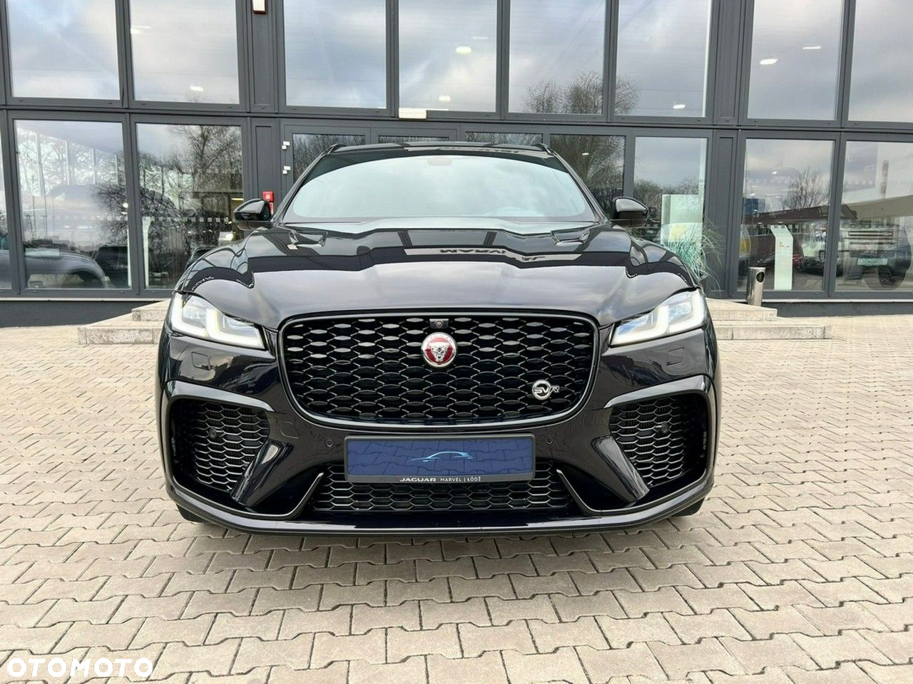 Jaguar F-Pace - 4
