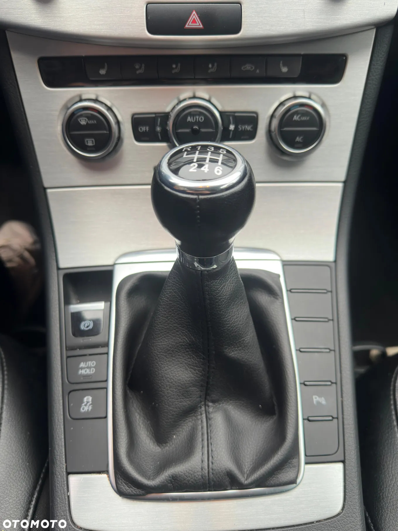 Volkswagen Passat 1.8 TSI Highline - 19