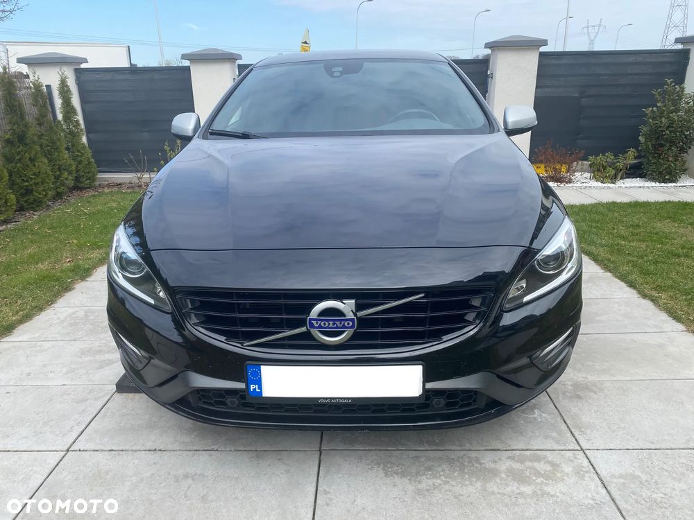 Volvo V60 D4 Drive-E R-Design Momentum - 3