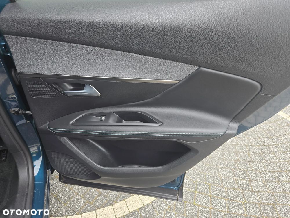 Peugeot 3008 225 e-EAT8 Allure Pack - 19