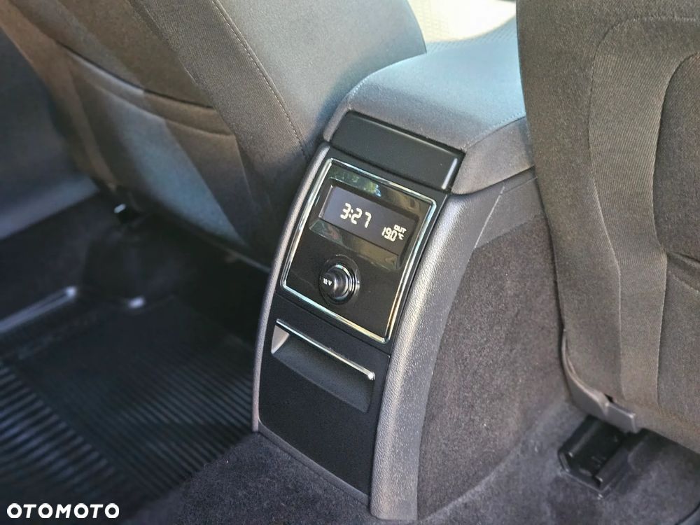 Skoda Superb 2.0 TSI Comfort DSG - 18