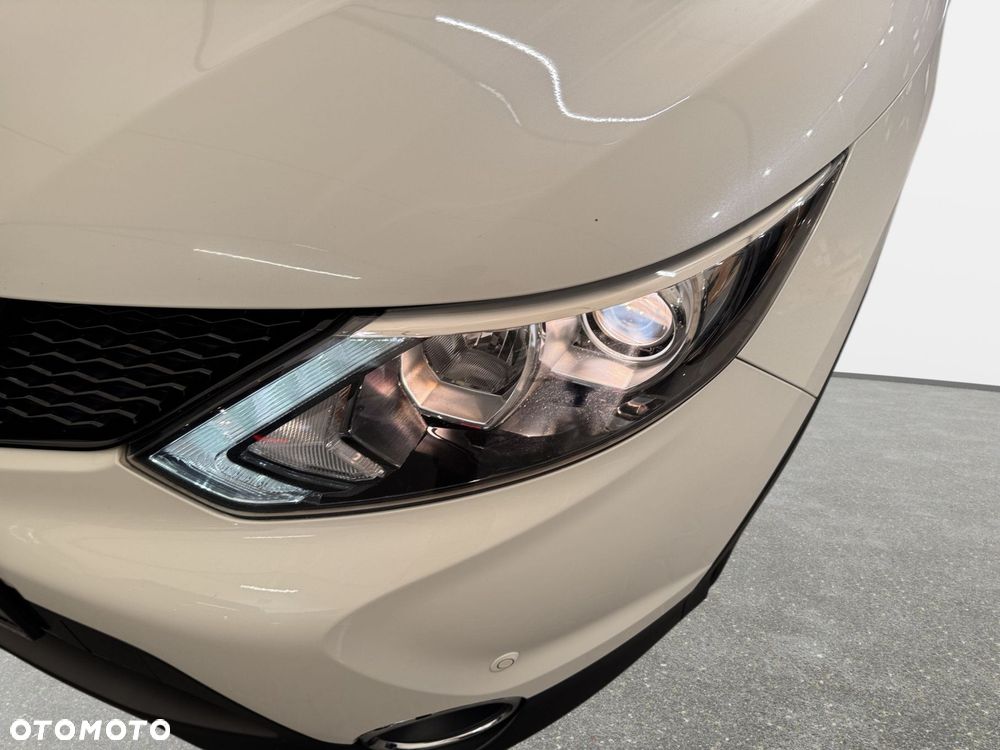 Nissan Qashqai - 10
