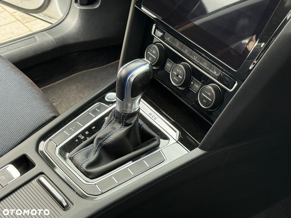 Volkswagen Passat 1.4 TSI Plug-In Hybrid GTE DSG - 10