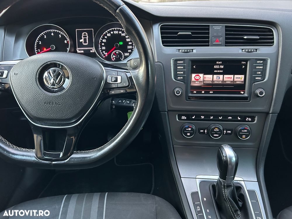 Volkswagen Golf 1.2 TSI BlueMotion Technology DSG Lounge - 6