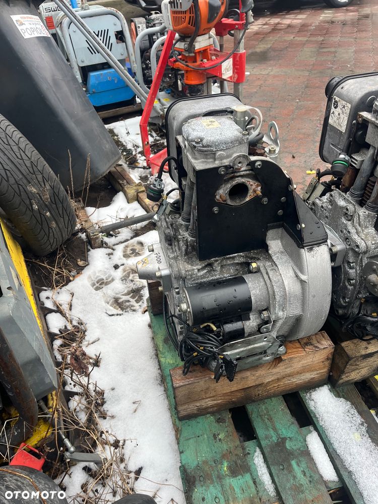 Silnik Hatz supra 1d81 2019 rok 176 mth - 3