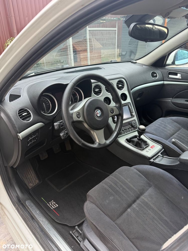Alfa Romeo 159 1.9JTDM Distinctive - 15